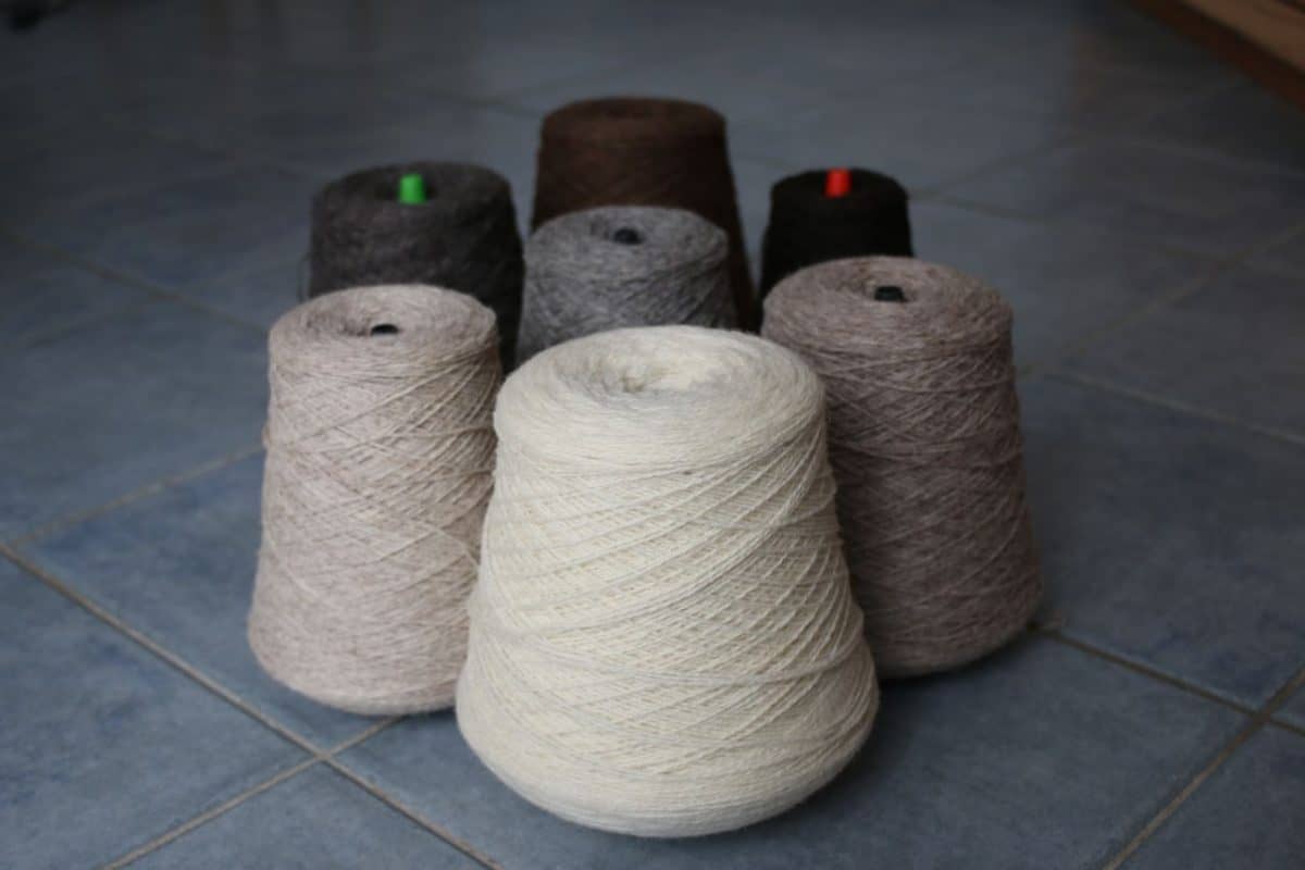 Garn-Cone von JamiesonsofShetland in natur (Material)